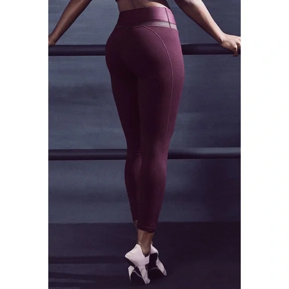 Fabletics x Kelly Rowland Shine Powerhold Define Wine Red Capris - Picture 2 of 10